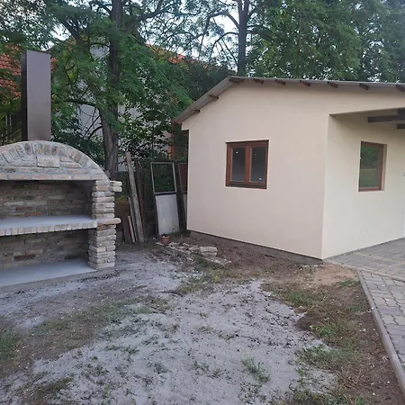 펜션 Vadrozsa Apartmanhaz *